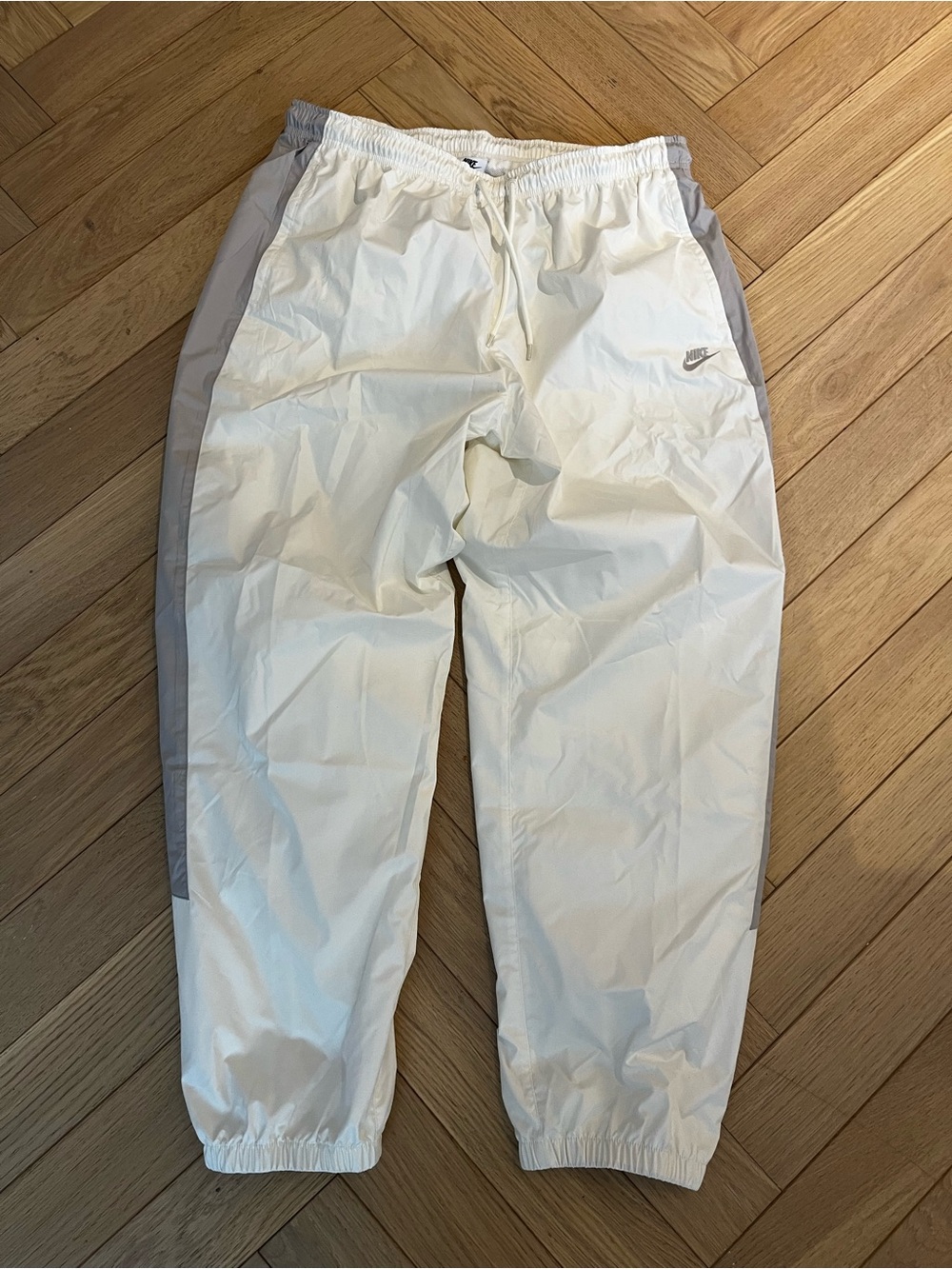 Nike Men's White/Grey Windbreaker Stormfit Pants